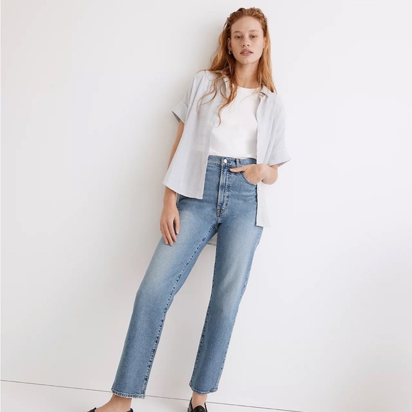 Madewell Denim - Madewell The Perfect Vintage Straight Jean in Montville Wash sz 26 ND521